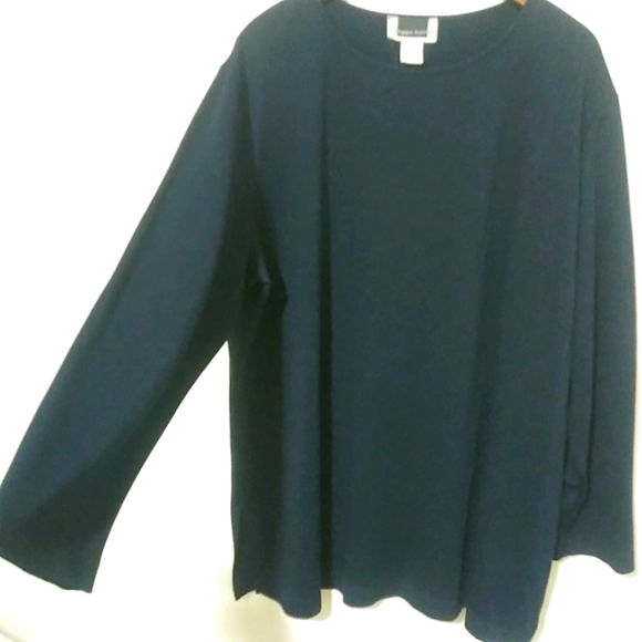 Maggie Barnes 2X Darkest Navy Tunic Top Plus - Picture 1 of 7
